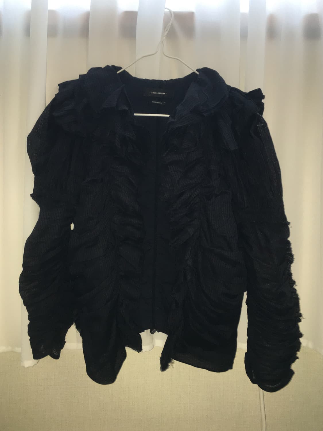 이자벨마랑 셔링 블라우스 블랙 상품이미지2