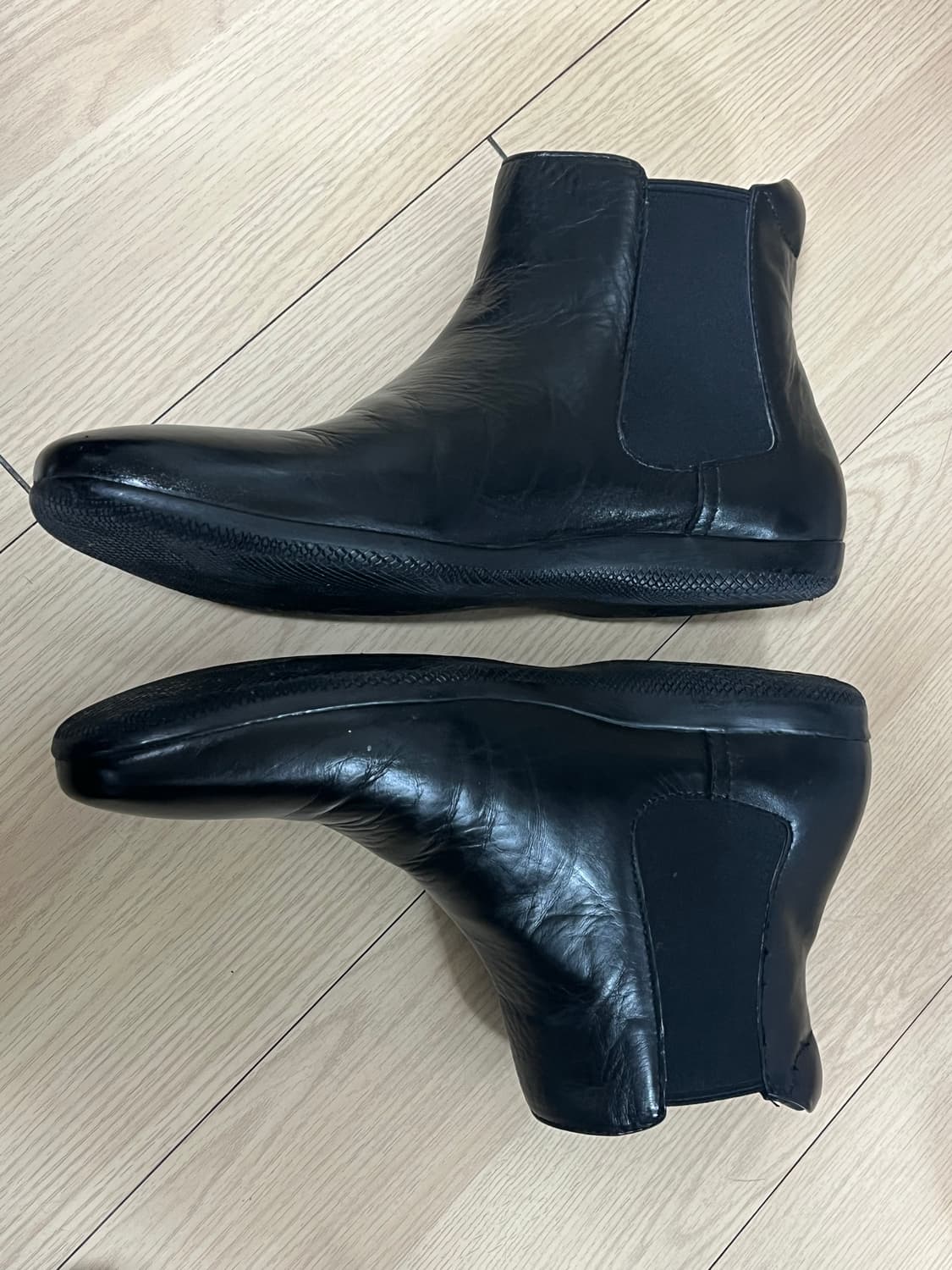 Prada leather  Boots 프라다 레더 첼시부츠 43 상품이미지3