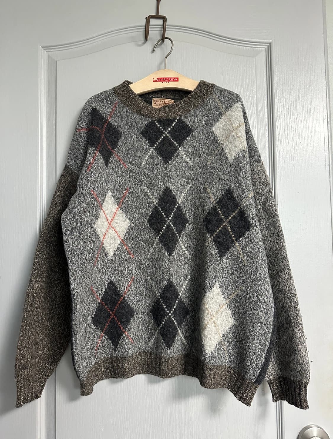 시슬리 아가일 니트 상품이미지1