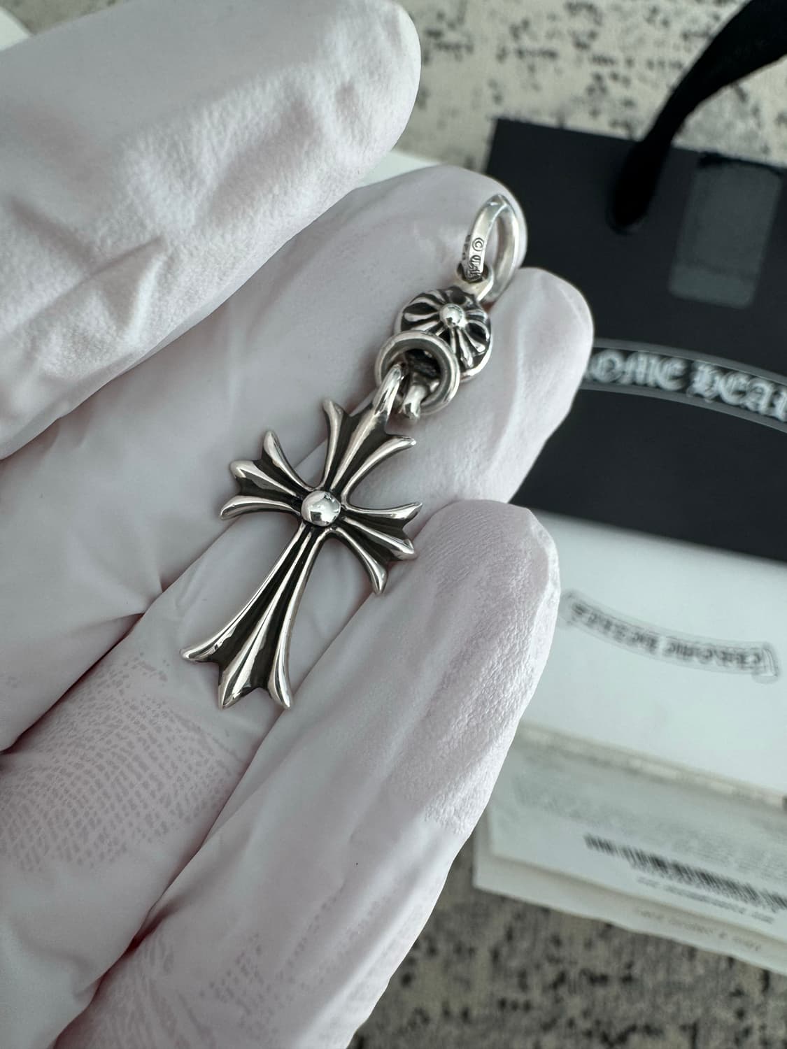 크롬하츠 원볼 타이니 크로스 펜던트 상품이미지4