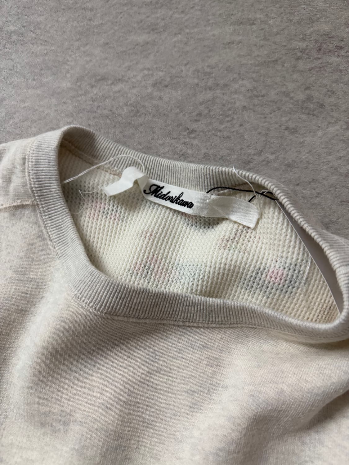 미도리카와 플로럴 레이어드 컷아웃 스웻셔츠 상품이미지8