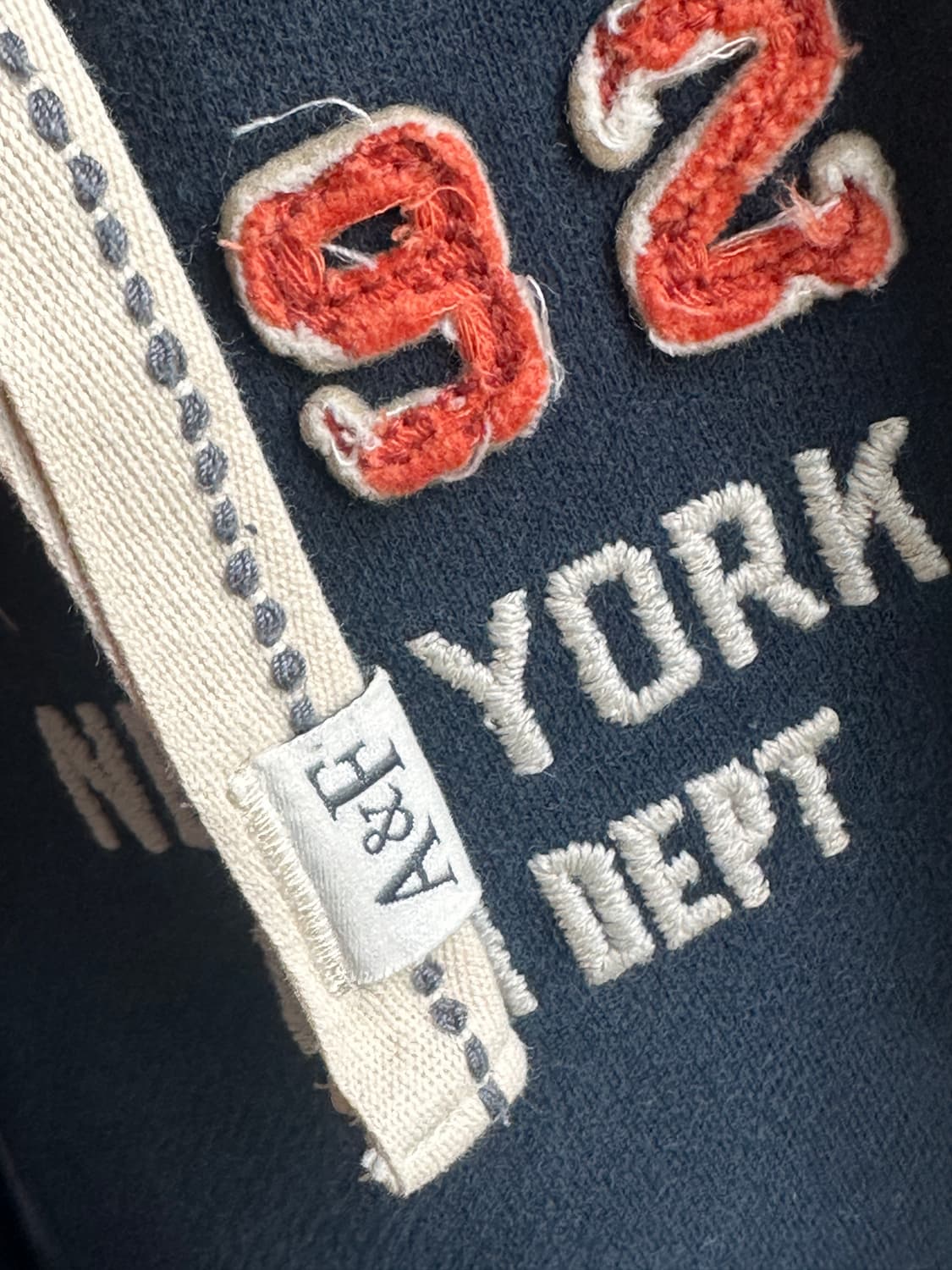 아베크롬비(A&F) 1892 자수 로고 헤비웨이트 팬츠 (Navy) 상품이미지6
