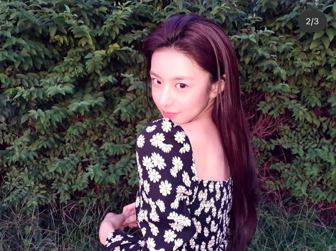 고윤정 블라우스 reformation reign top in daisy 상품이미지5