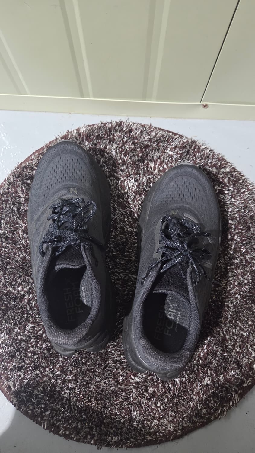 뉴발란스 Fresh Foam More v4 블랙 265mm 상품이미지2