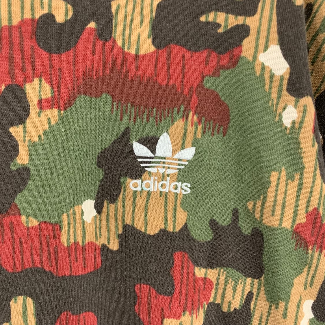 아디다스 x 퍼렐 윌리엄스 카모 크루넥 스웨트셔츠 맨투맨 상품이미지5
