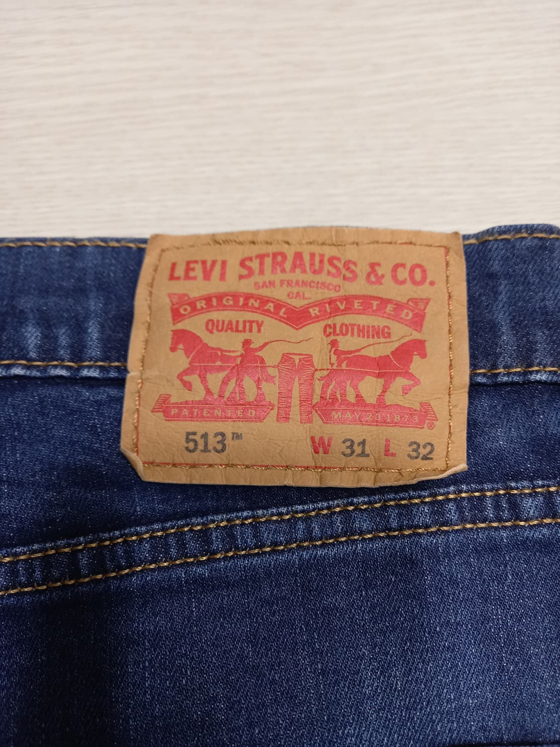 32 리바이스513 워싱 스판 슬림일자진 32-288 상품이미지5