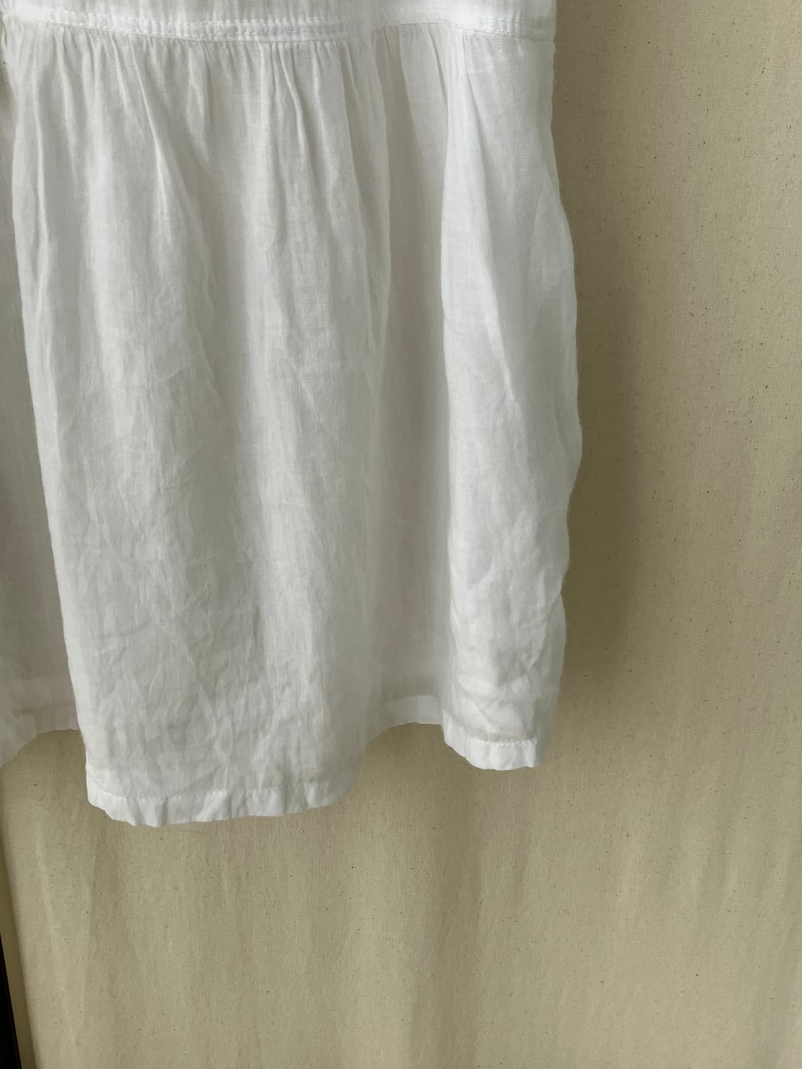 white frill sleeveless blouse 상품이미지7