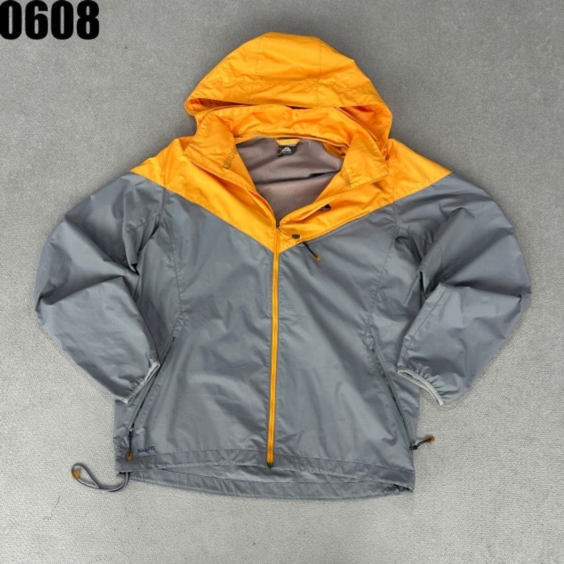 나이키 ACG 바람막이  상품이미지1