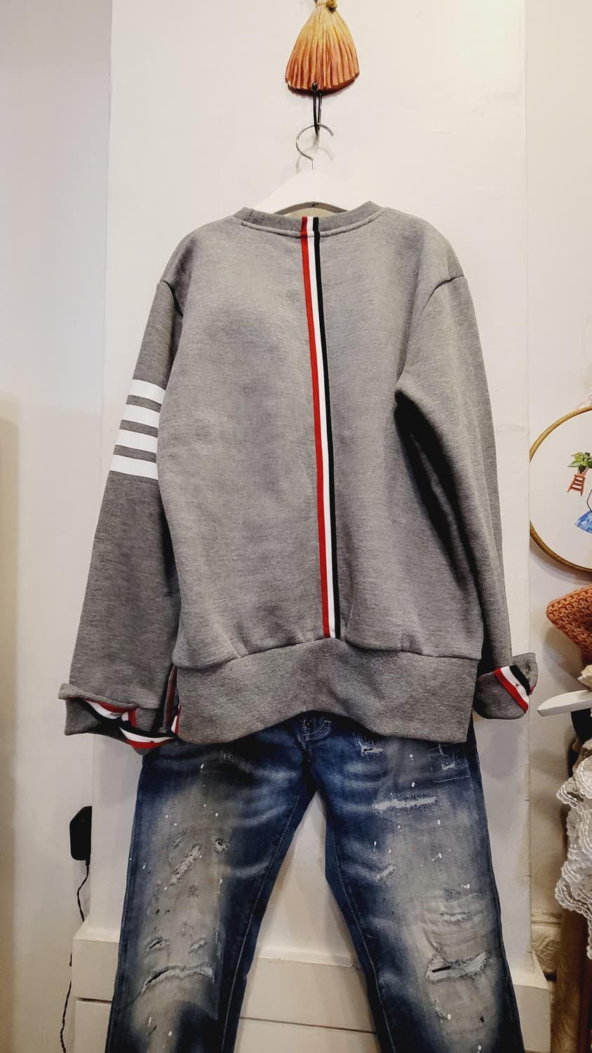 삼선 포인트 기모 맨투맨. 디스퀘어드 데님 상품이미지5