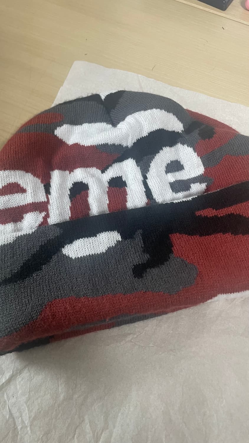 슈프림 카모 빅 로고 비니 레드 상품이미지3