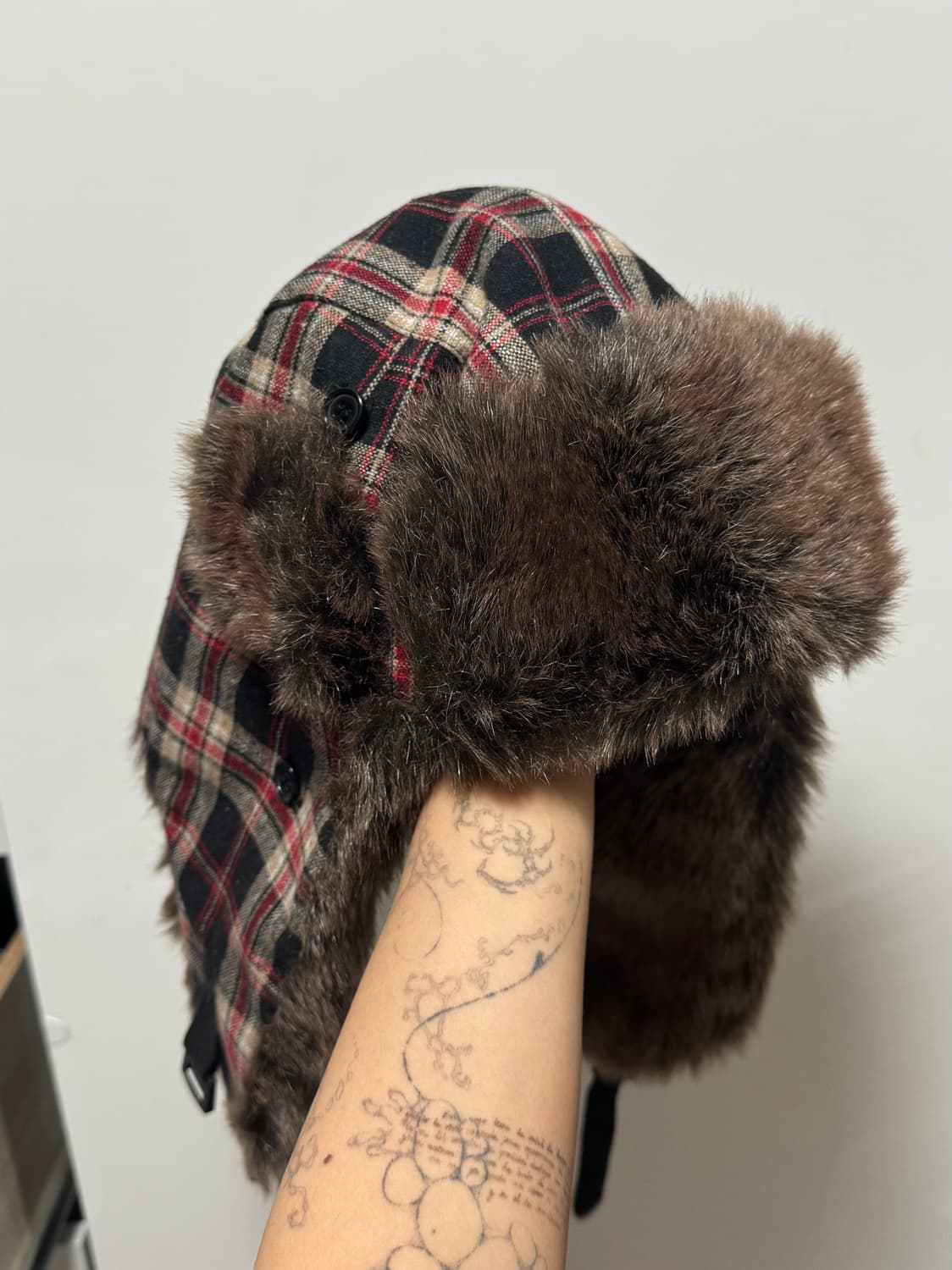 체크 퍼 트루퍼 모자 상품이미지1