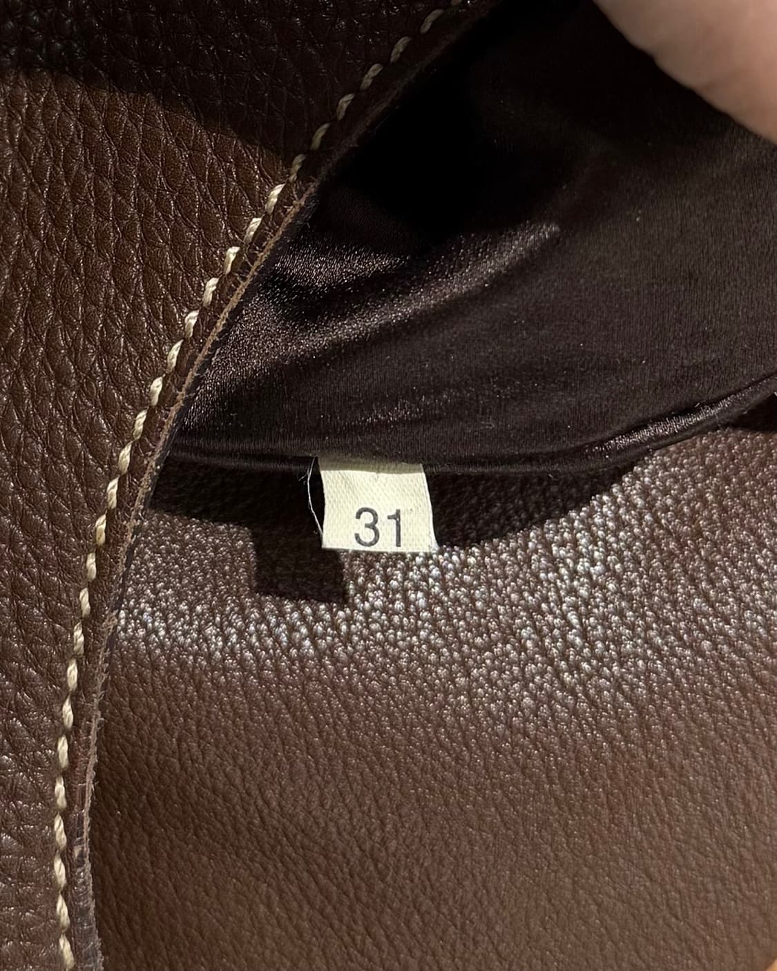 프라다 브라운 레더 숄더백 상품이미지9