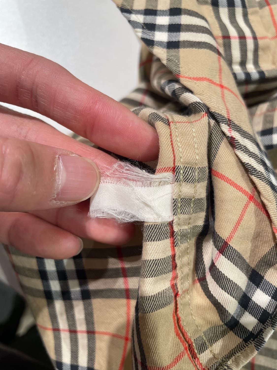 버버리 베이지 노바체크 기마로고 싱글 포켓 셔츠 상품이미지8