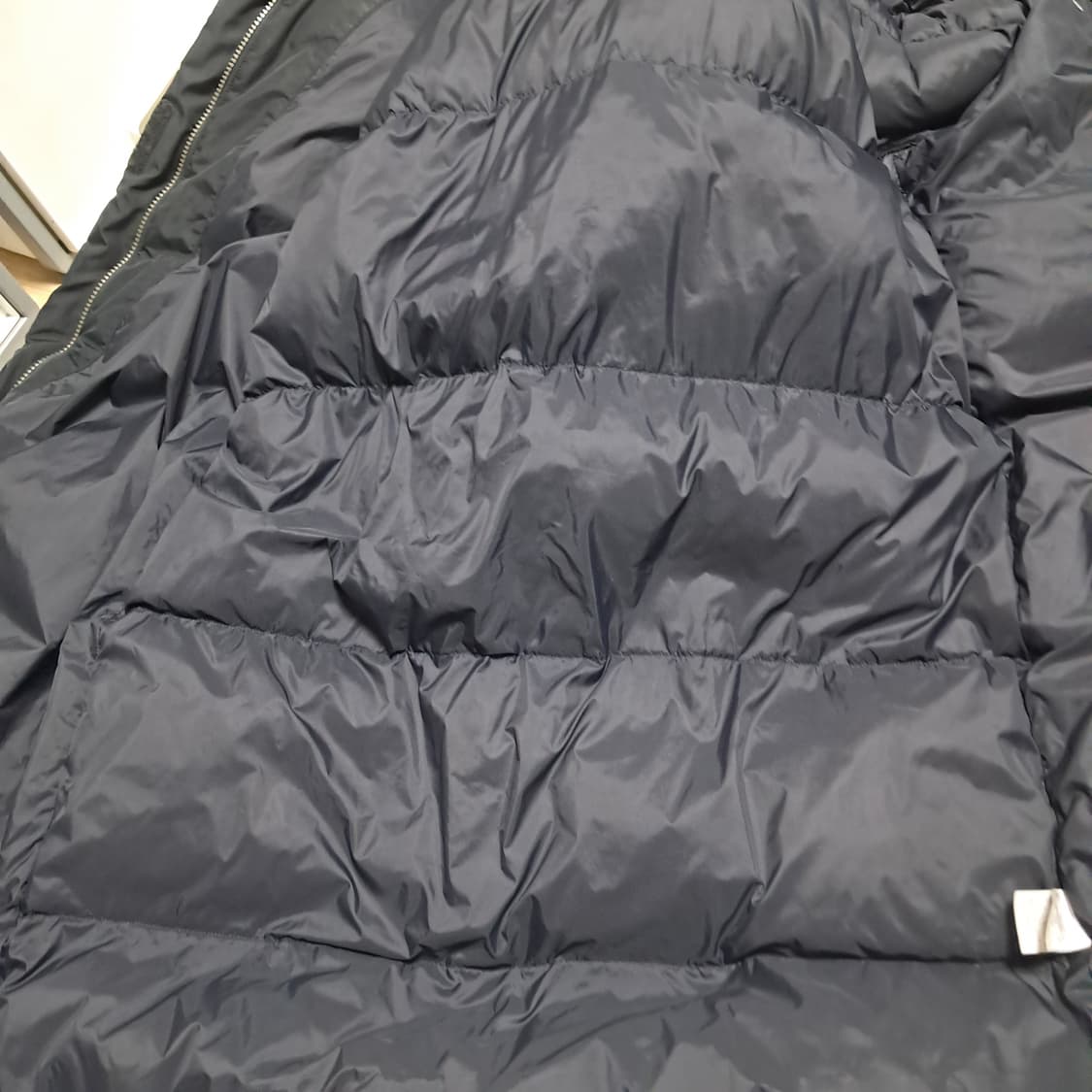 디스커버리 롱패딩 덕다운 100 블랙 상품이미지6