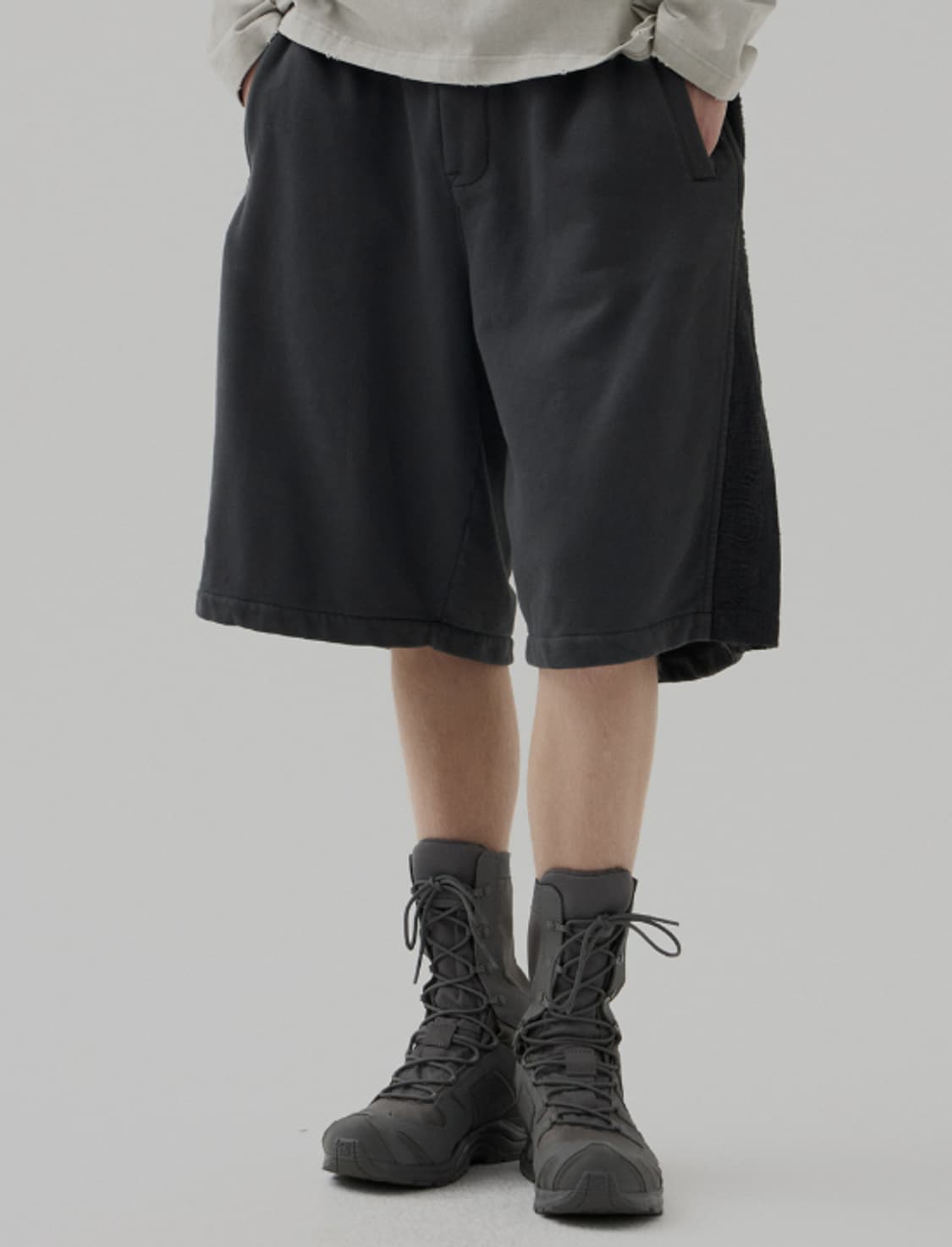 언어펙티드 버뮤다 팬츠 팝니다 unaffected  상품이미지3