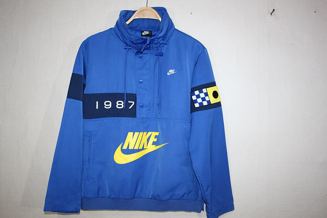Nike 나이키. 라이슈  월리워 우본아노락L 상품이미지2