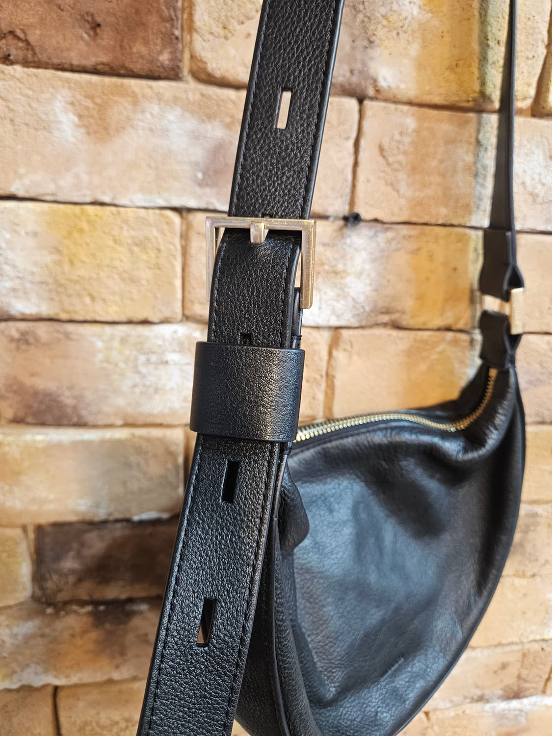 올세인츠 블랙 가죽 크로스백 상품이미지3