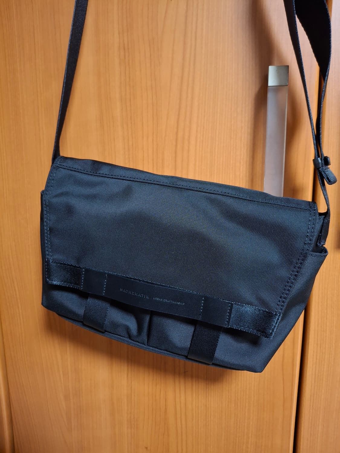 마테마틱 클라인N19 크로스백 상품이미지1