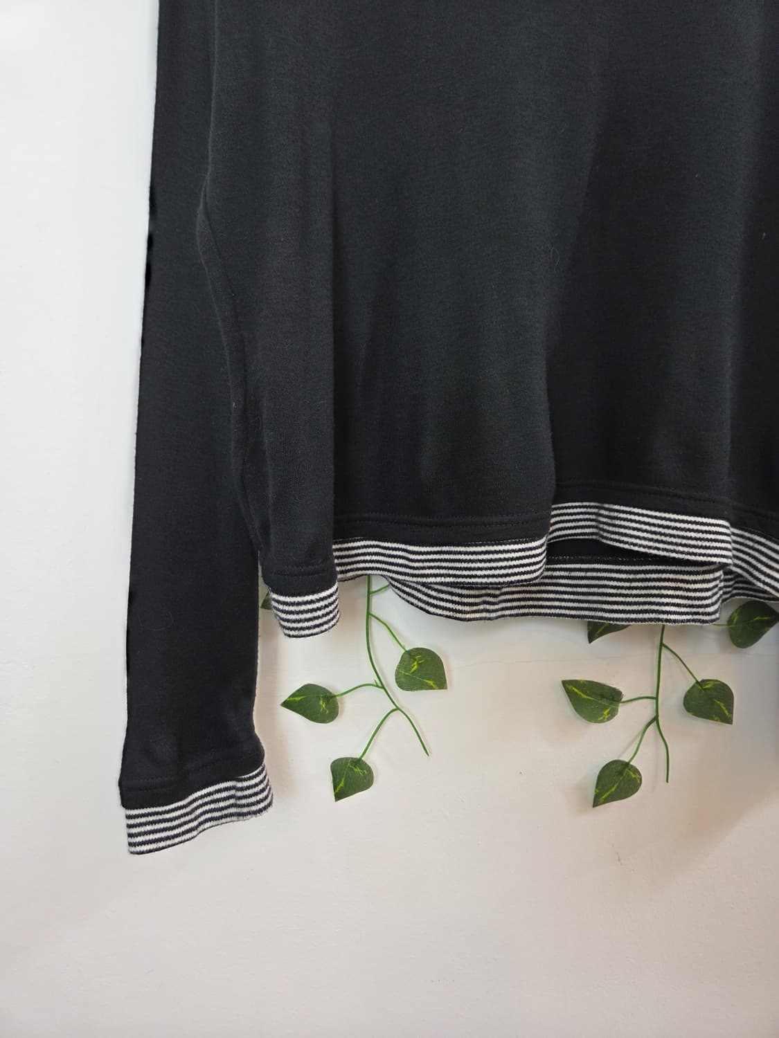 패턴 포인트 목폴라 슬리브 상품이미지3