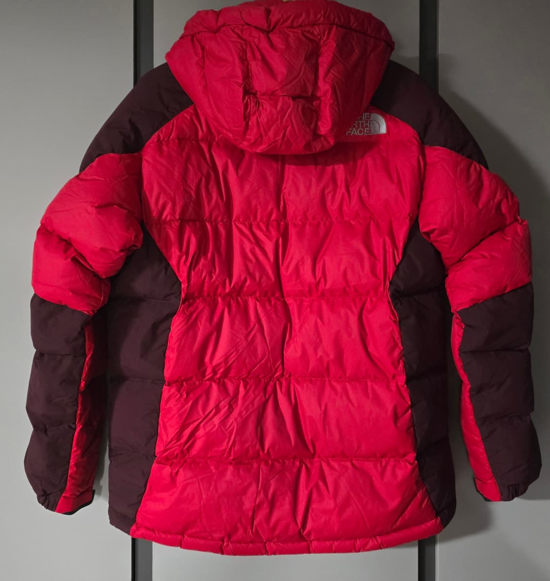 노스페이스 700 시그마 구스다운패딩.
싸이즈 90~95 상품이미지2