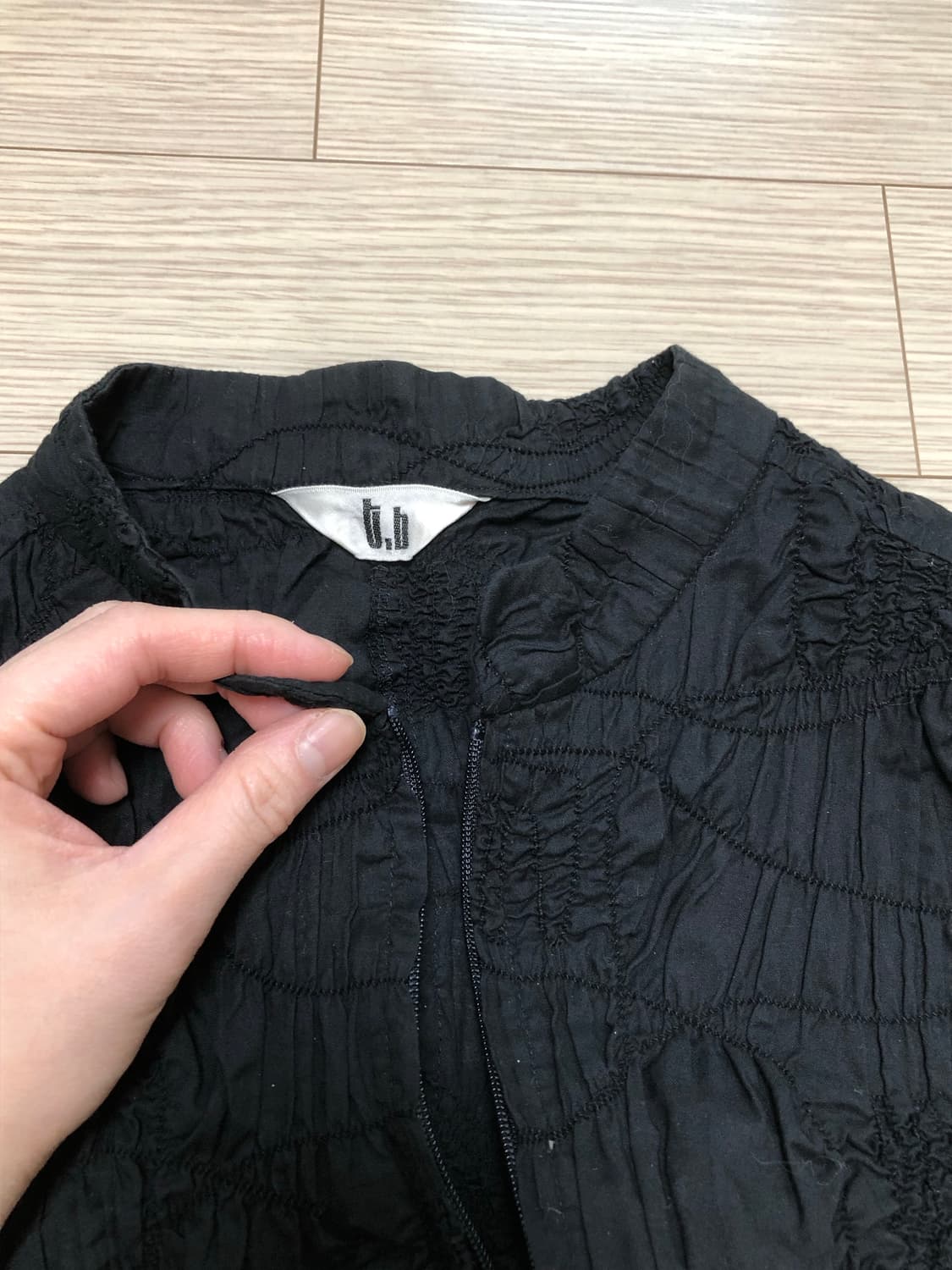 센소유니코 t.b 투웨이 링클 셔링 스탠드카라 5부 집업 셔츠 블라우스 상품이미지2