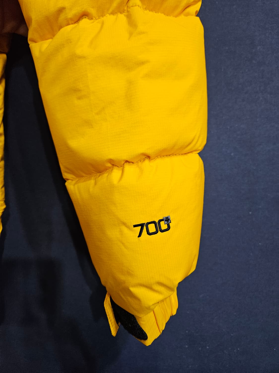 아이더 700필 디펜더 옐로우 남성 100 덕다운 패딩  상품이미지5