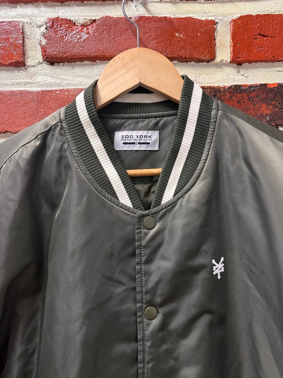 (L)zooyork 쥬욕 바시티 자켓 카키 상품이미지2