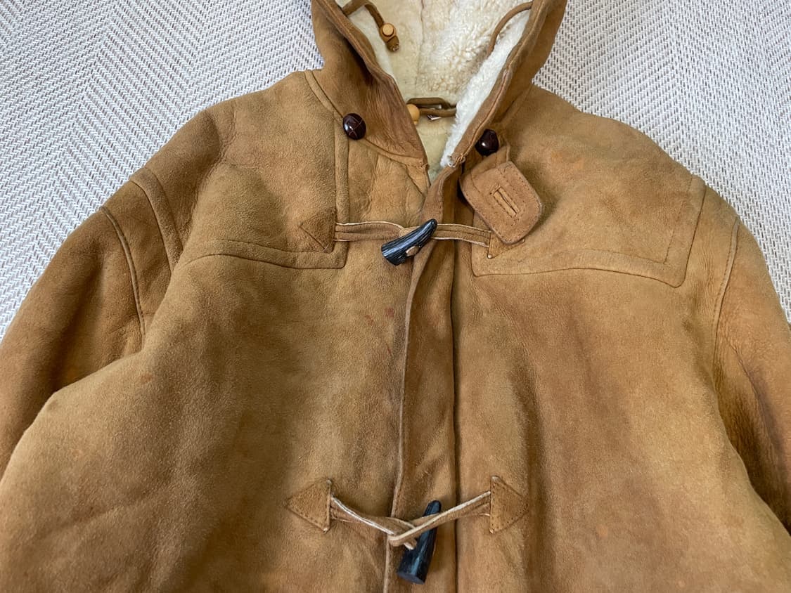 리얼 스웨이드 무톤 셰퍼드 후드 토글 코트  상품이미지2