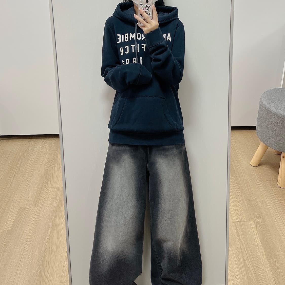 아베크롬비 자수로고 네이비 후드티 상품이미지1