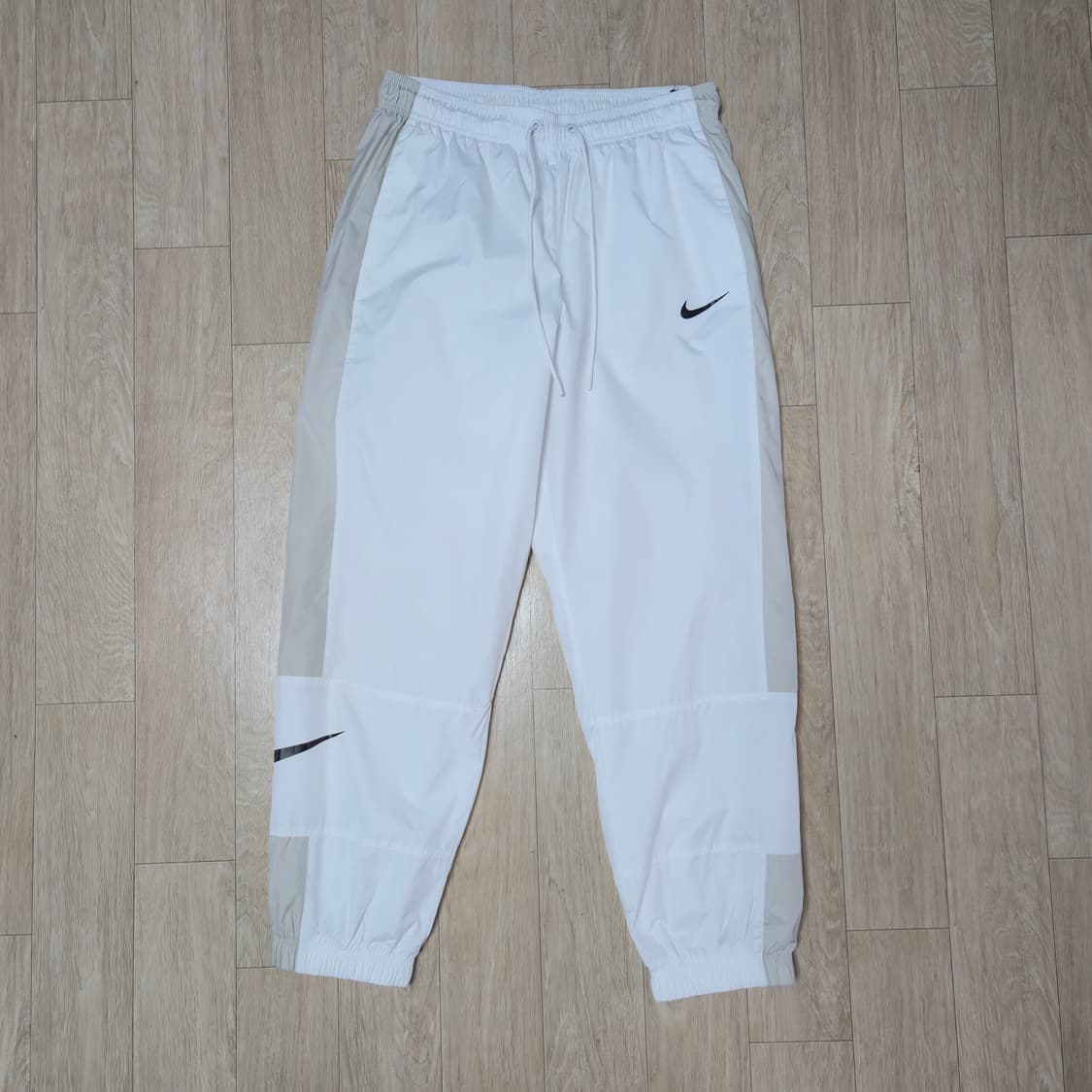 M) 나이키 우먼 우븐 트랙 조거 팬츠 화이트 상품이미지2