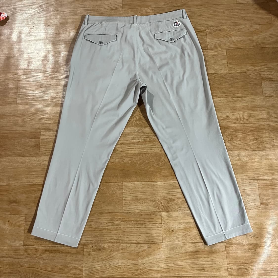 [36-37] 몽클레어 와펜 치노팬츠 상품이미지4