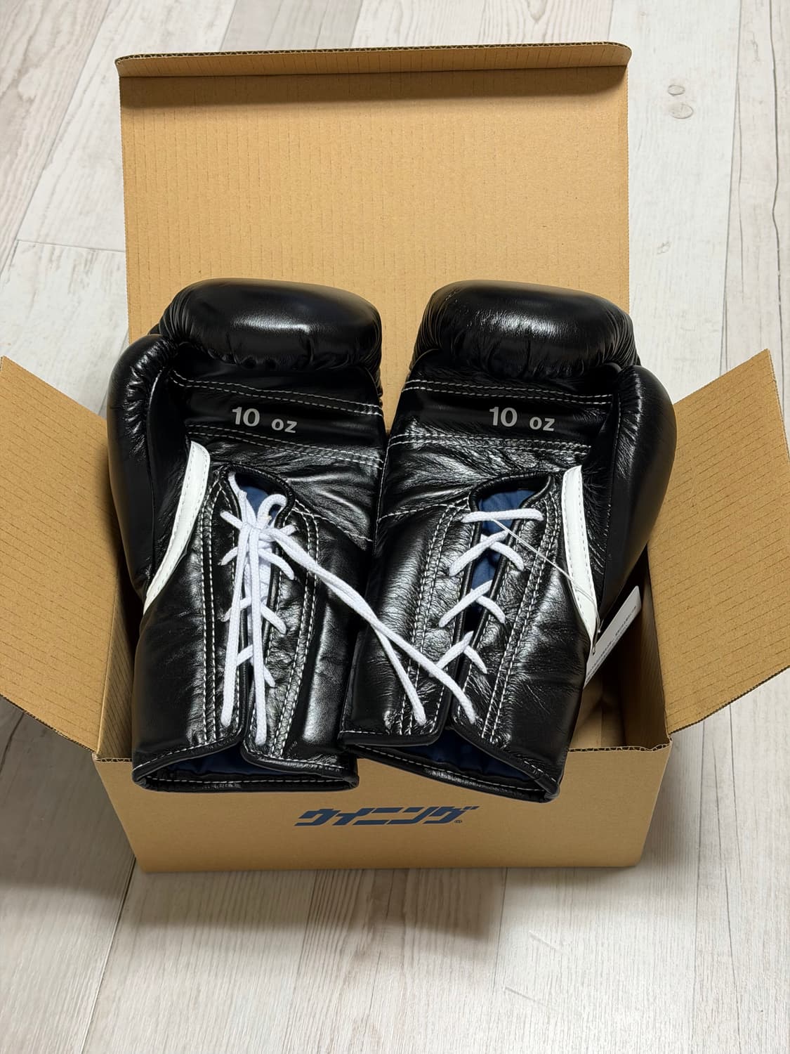 위닝 오피셜 레이스업 글러브 10oz 상품이미지2