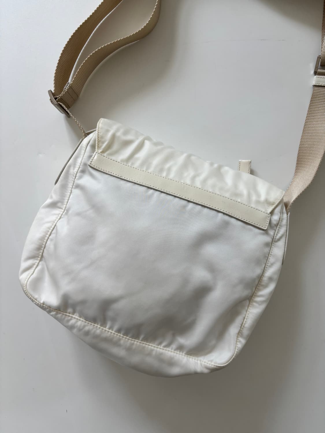 Prada 프라다 화이트 포코노 나일론 크로스백  상품이미지4