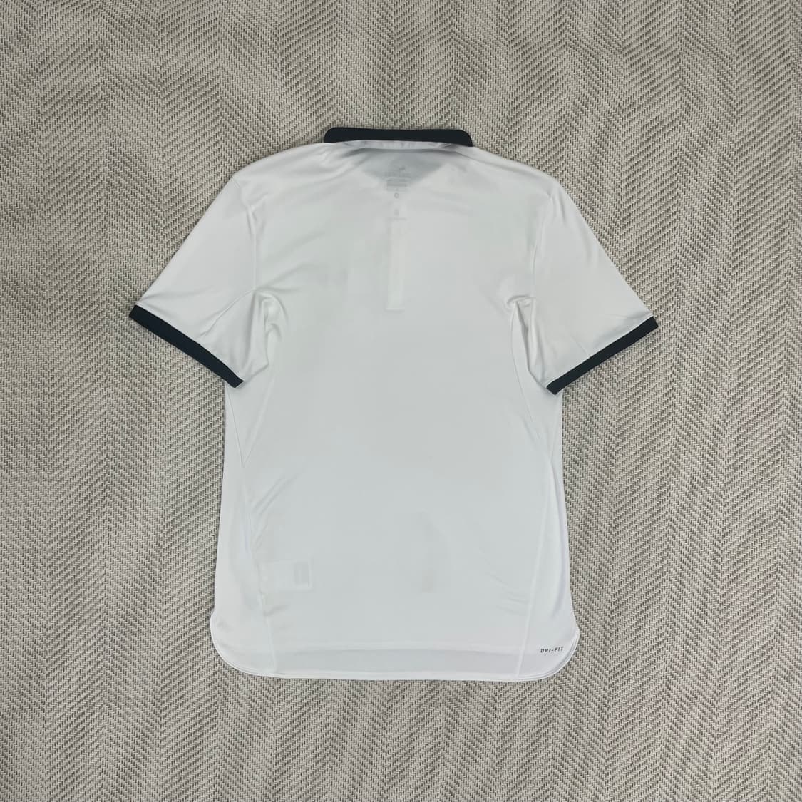 나이키 드라이핏 화이트 M 카라티 상품이미지2