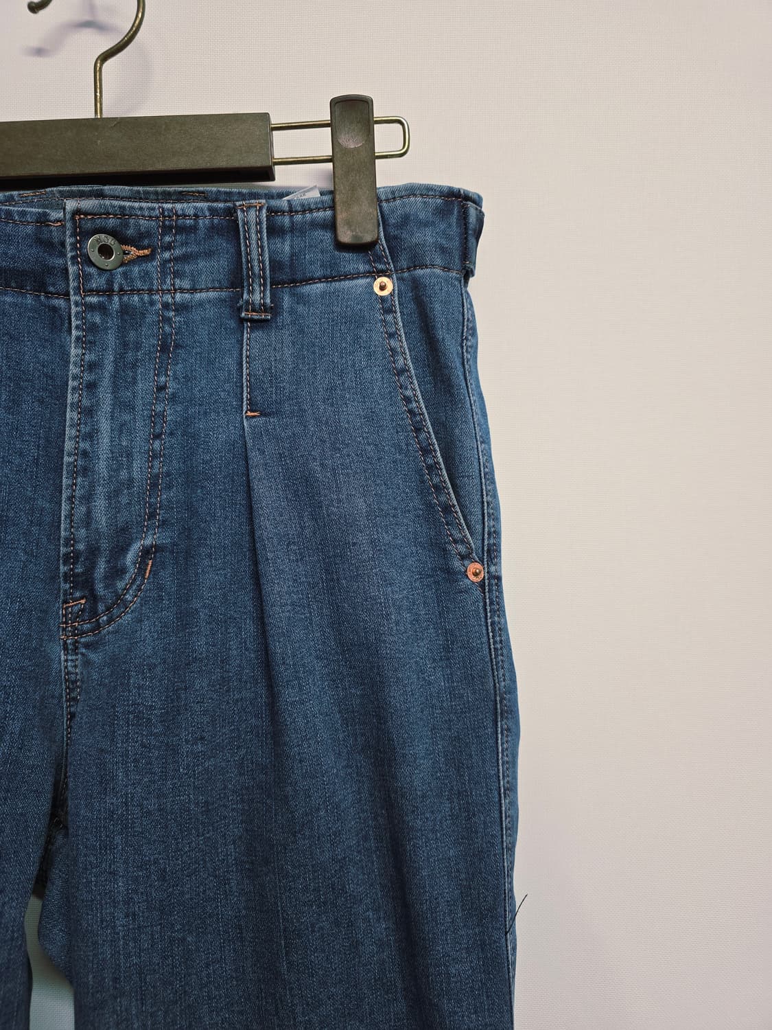 맥우드건 핀턱 데님 와이드 팬츠28 상품이미지2