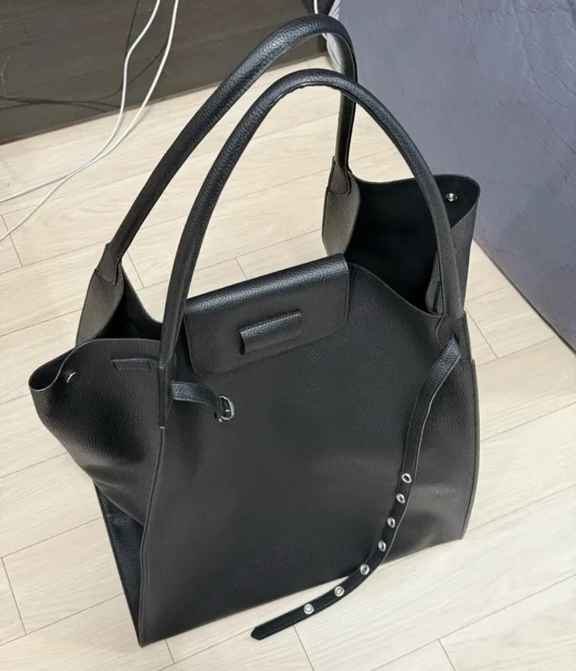 enssive 토트백 상품이미지1