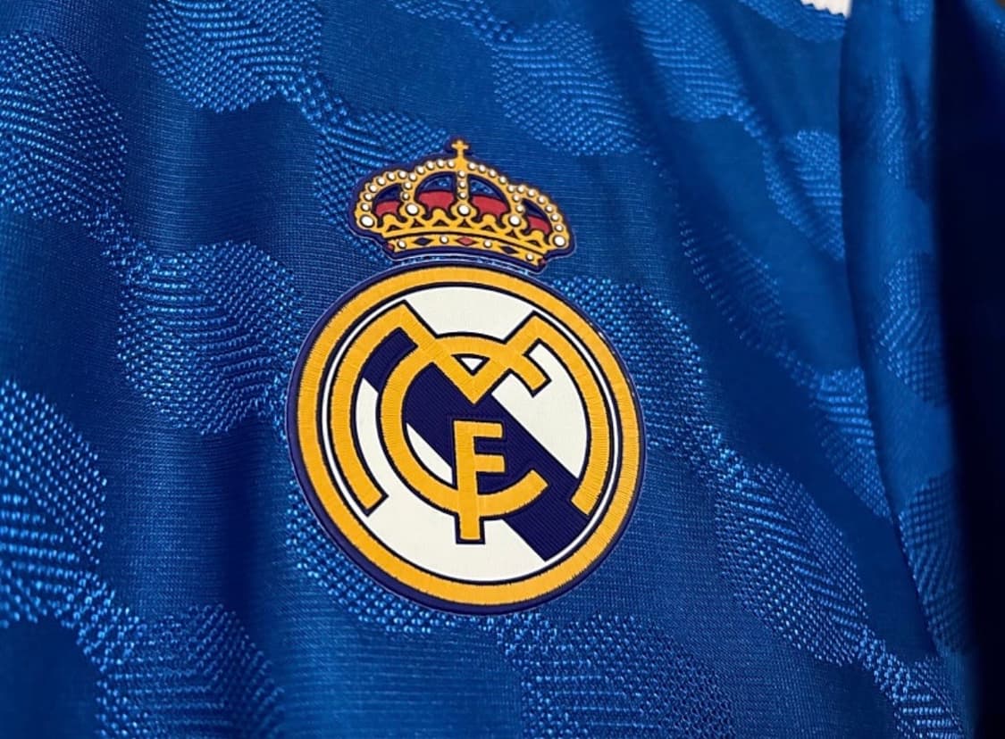 25/26 레알마드리드 써드 유니폼 음바페 어센틱 상품이미지4