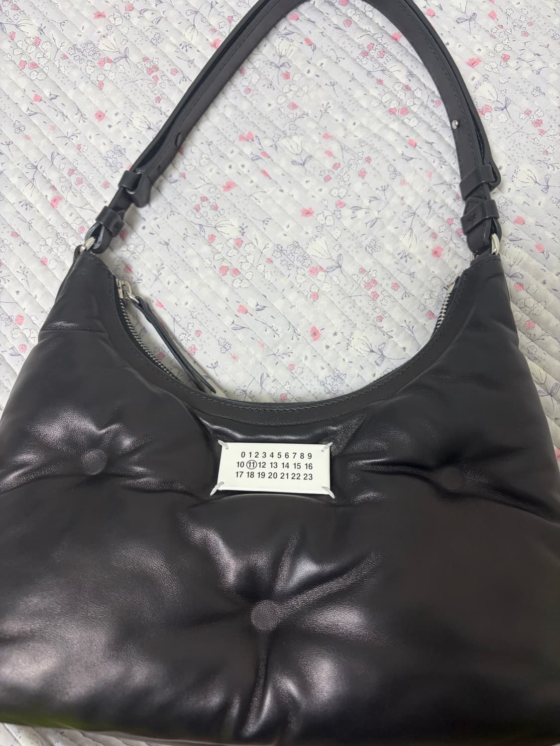 메종마르지엘라 글램 슬램 호보 스몰 블랙 상품이미지6