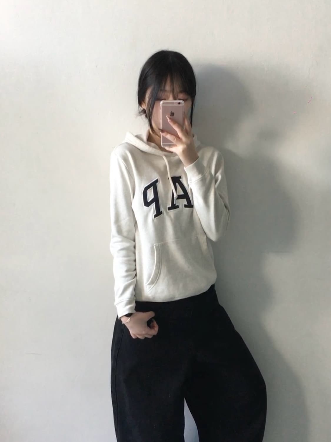 갭 자수패치 후드티 상품이미지2