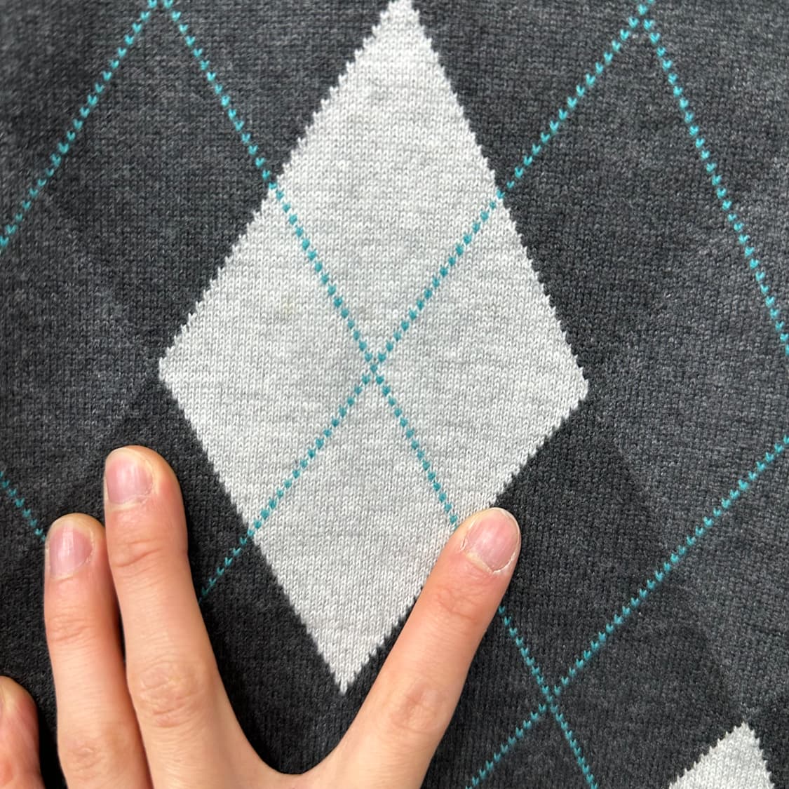 타미힐피거 브이넥 아가일 니트 상품이미지6