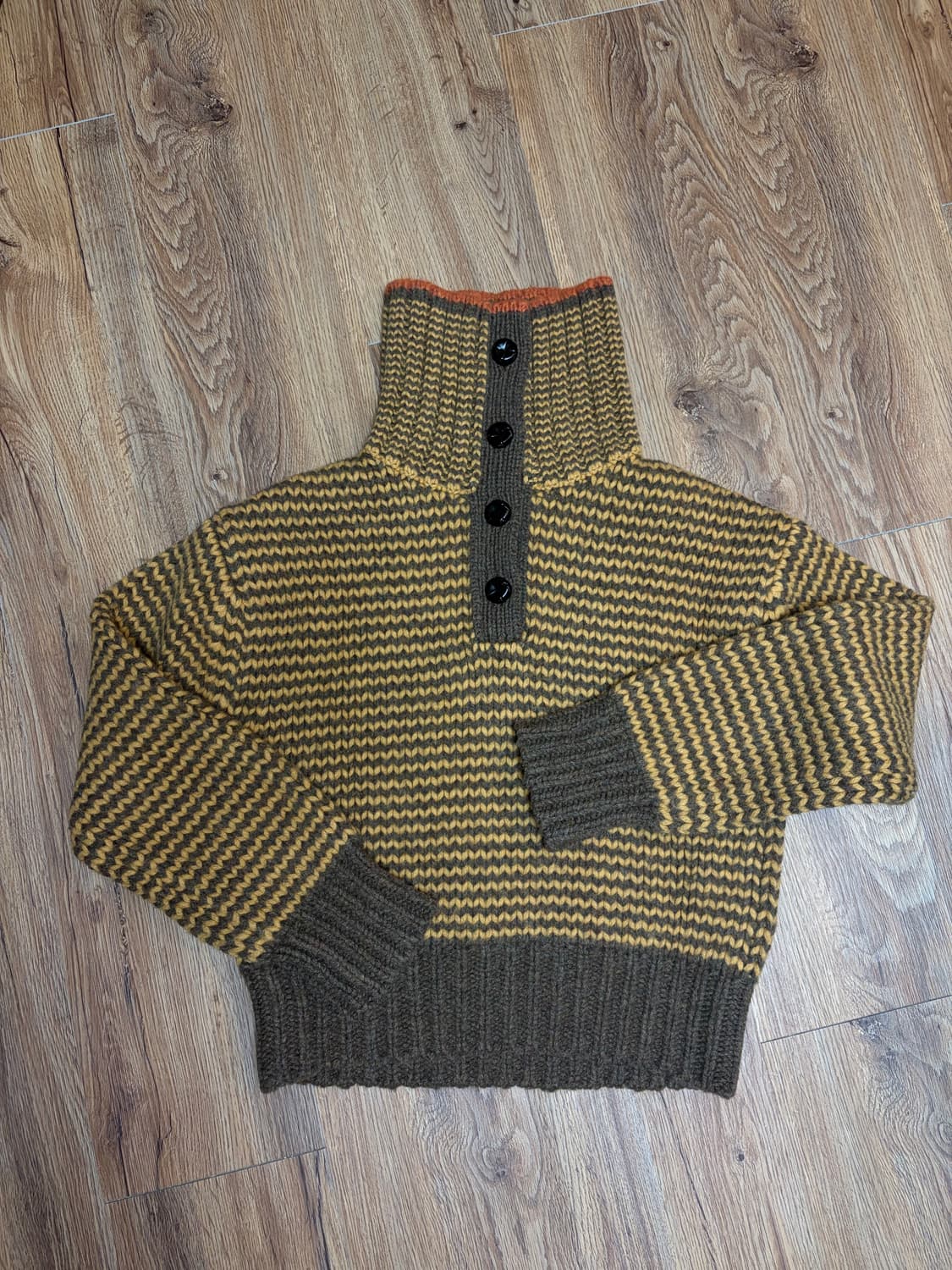 컬러컬러 AURORA HIGH-NECK KNIT (persimmon) 상품이미지3