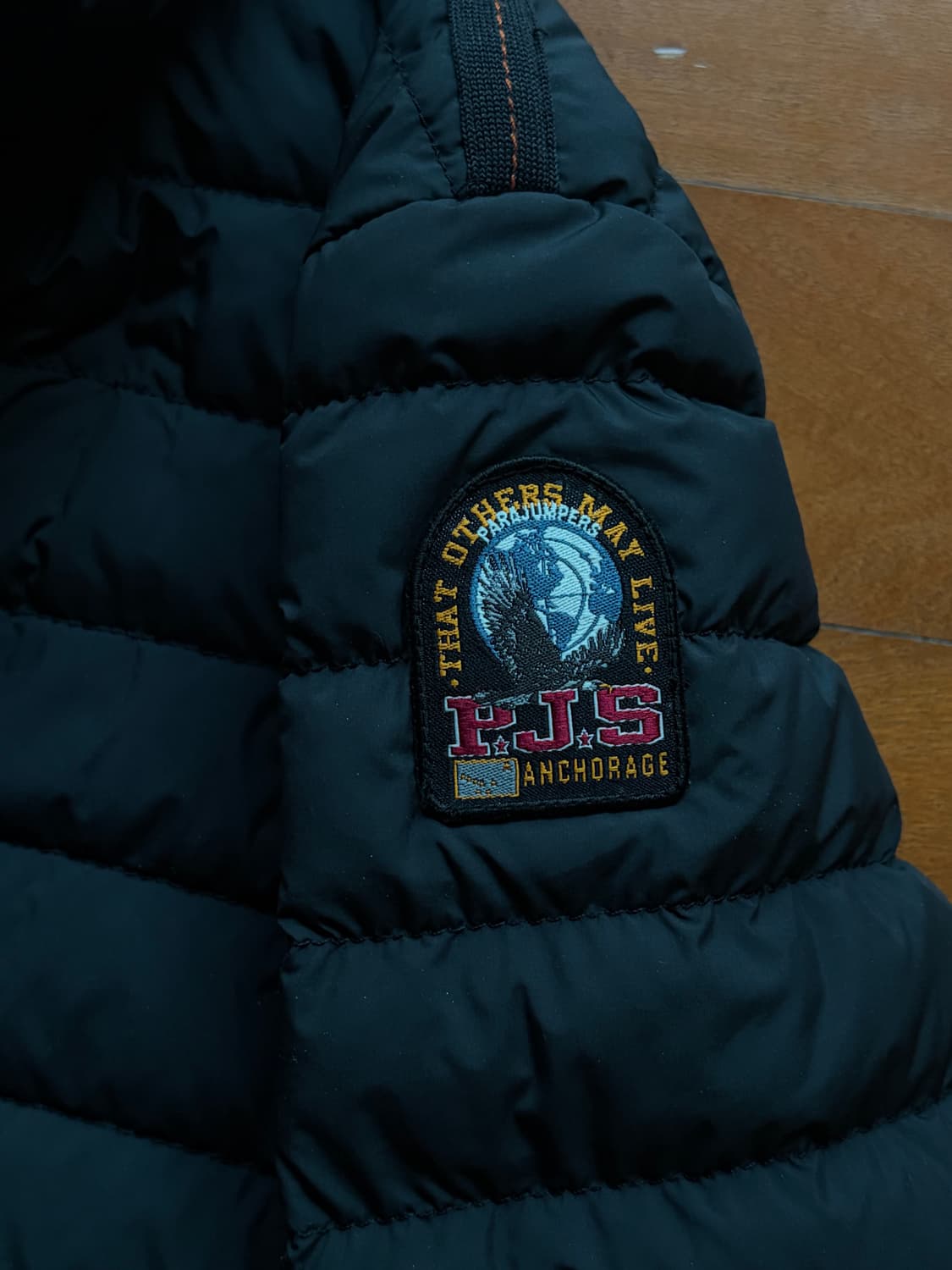 {황금매물} 파라점퍼스 경량 패딩 상품이미지4