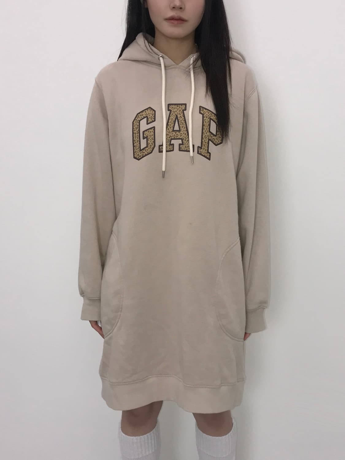GAP Leopard Logo Beige Long Hoodie 상품이미지2