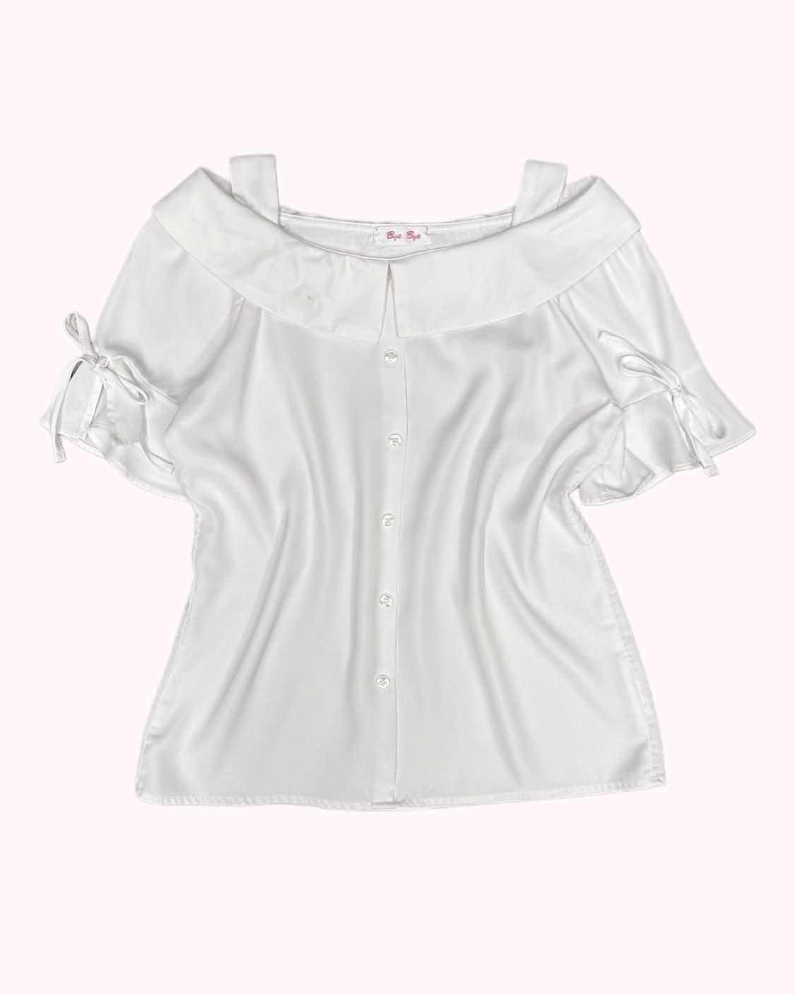 BYEBYE white off-shoulder ribbon blouse 상품이미지1