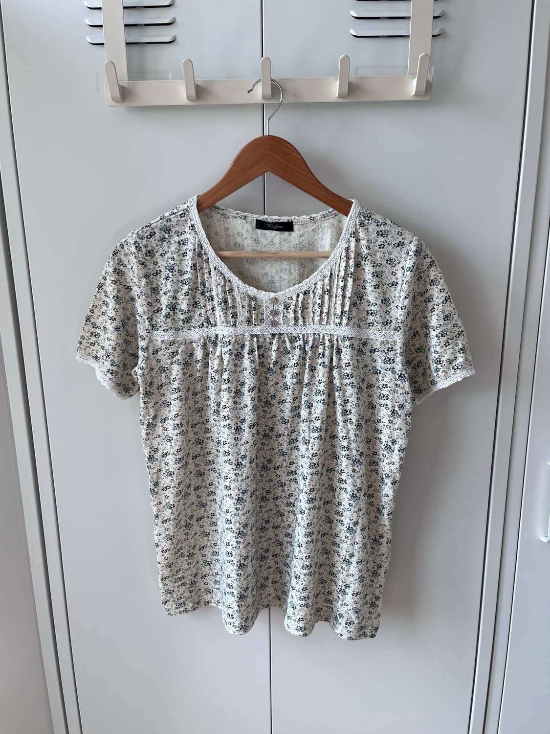 Vintage 잔꽃 단추 레이스 반팔티 상품이미지7