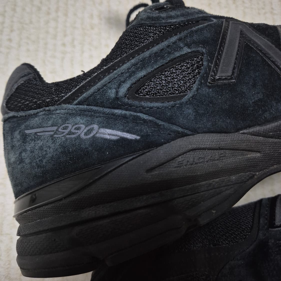 [260mm🔥] 뉴발란스 990 v4 미국판 블랙 상품이미지6