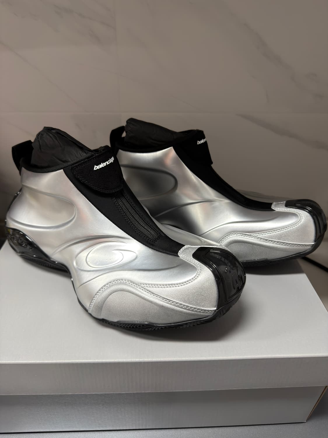 새상품) 발렌시아가 바스켓볼 스니커즈  상품이미지1