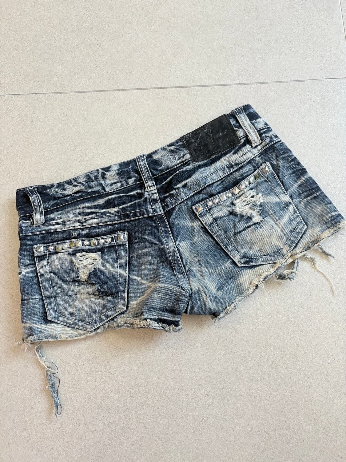스터드 데미지 핫팬츠 상품이미지6