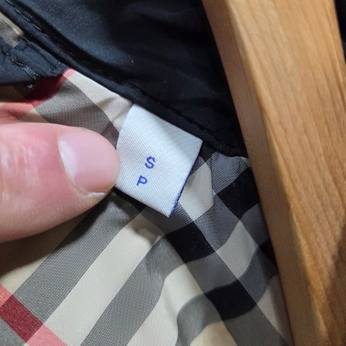 버버리 신상 구스패딩 코트 상품이미지6