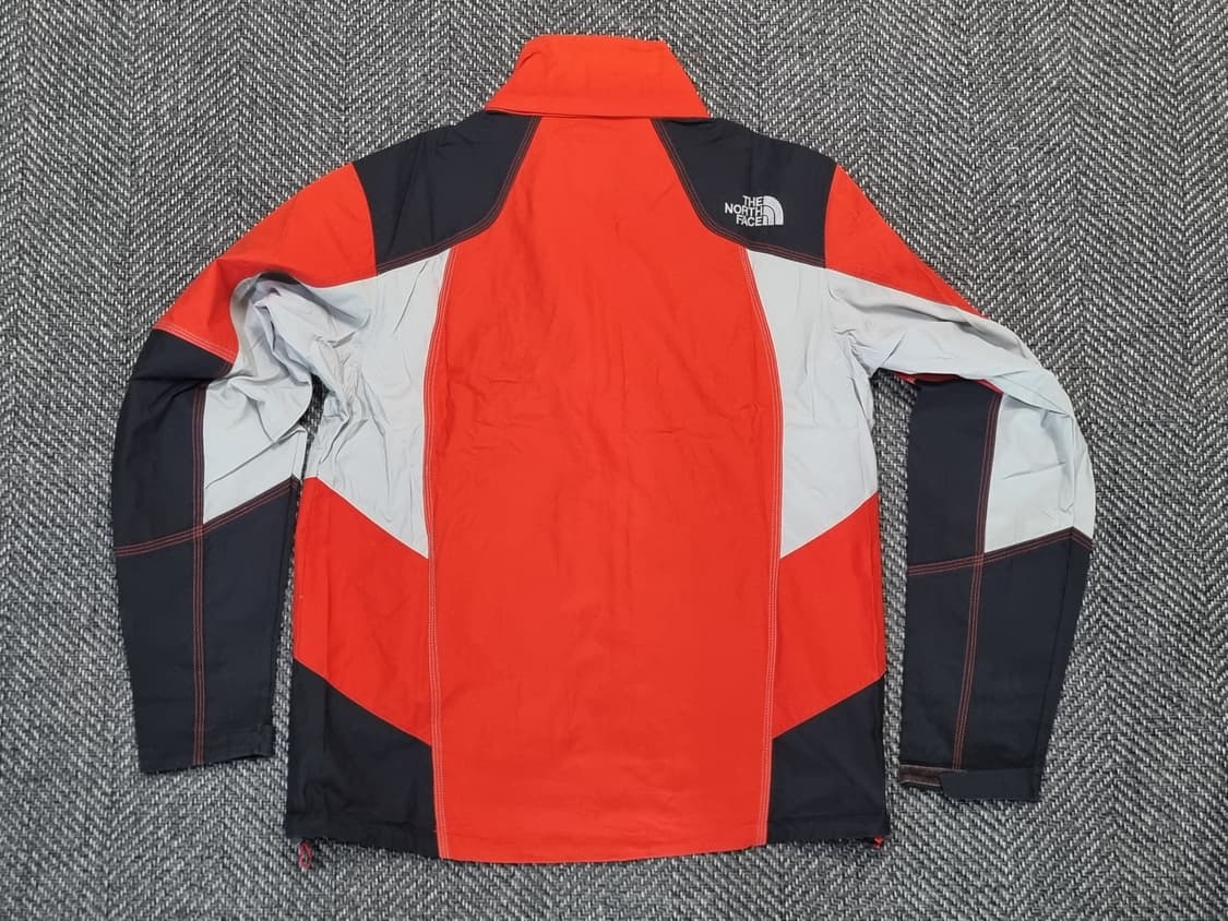 THE NORTH FACE — Summit Series 레드 블록 자켓 상품이미지4